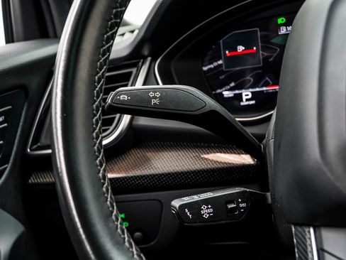 Used 2023 Audi SQ5 Premium Plus w/ Premium Plus Package image 39