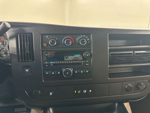 Used 2011 Chevrolet Express 1500 image 48