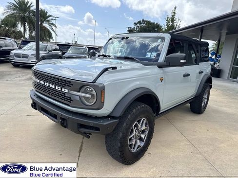 Used 2022 Ford Bronco Badlands AWD/4WD image 5