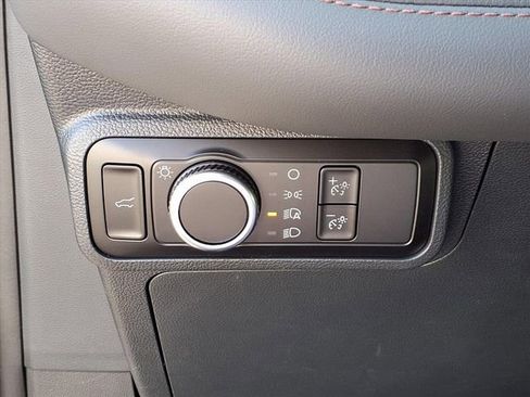New 2026 Ford Explorer Active AWD/4WD image 12