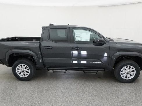 New 2026 Toyota Tacoma SR5 image 11