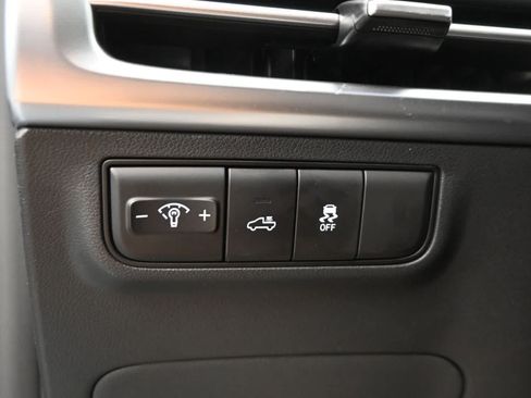 Certified 2025 Hyundai Santa Cruz SEL FWD image 23