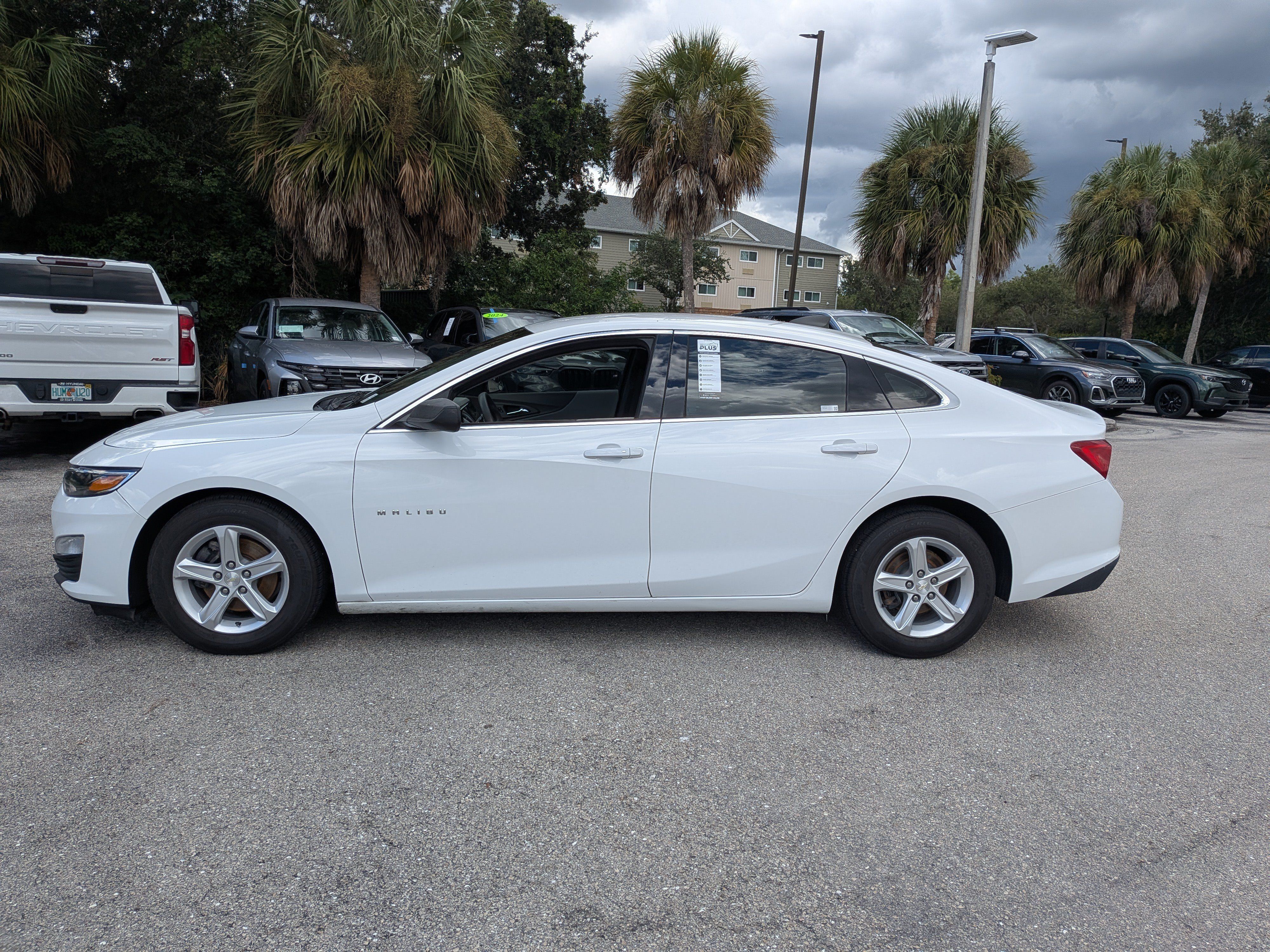 Used 2020 Chevrolet Malibu LS FWD image 7