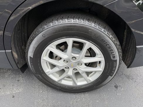Used 2024 Chevrolet Equinox LS FWD image 36
