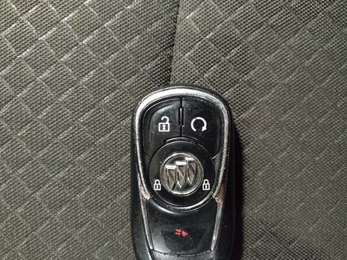Used 2019 Buick Encore Preferred FWD image 32