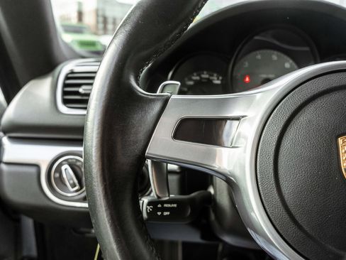 Used 2016 Porsche Cayman S image 27