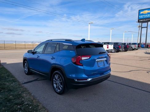 Certified 2024 GMC Terrain SLT image 10