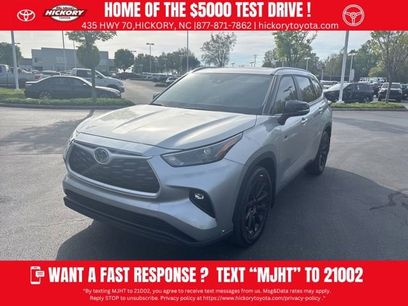 Used 2023 Toyota Highlander XLE