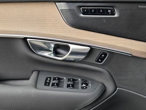 New 2026 Volvo XC90 B6 Plus AWD/4WD image 28