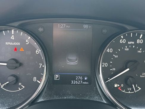 Used 2021 Nissan Rogue Sport SV FWD image 25