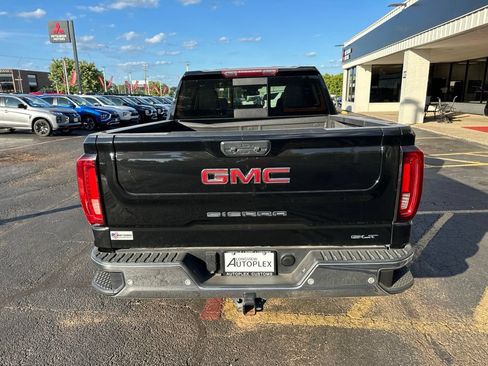 Used 2024 GMC Sierra 1500 SLT w/ SLT Premium Plus Package RWD image 2