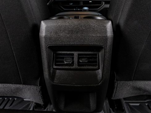 Used 2024 Chevrolet Colorado Trail Boss w/ Technology Package AWD/4WD image 33