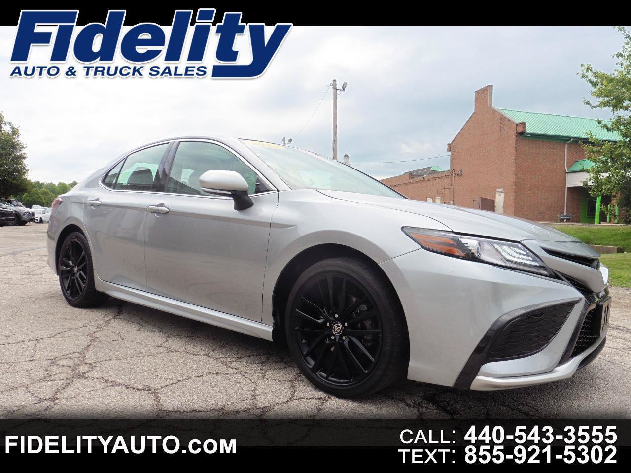 Used 2023 Toyota Camry XSE FWD image 1