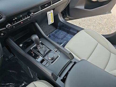 New 2026 MAZDA MAZDA3 2.5 S Preferred image 26