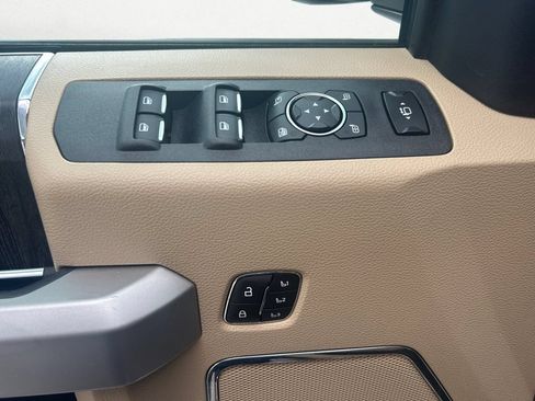 Used 2021 Ford F250 Lariat w/ Chrome Package AWD/4WD image 23