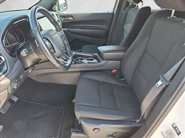 Used 2025 Dodge Durango GT AWD/4WD image 16