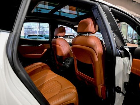 Used 2022 Maserati Levante GT image 22