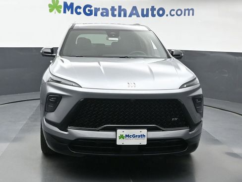 Used 2025 Buick Enclave Sport Touring w/ Power Package image 4