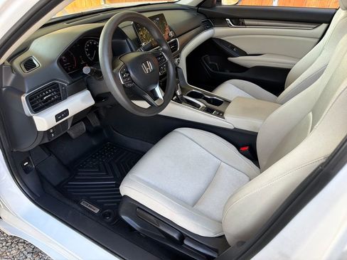 Used 2020 Honda Accord LX image 2