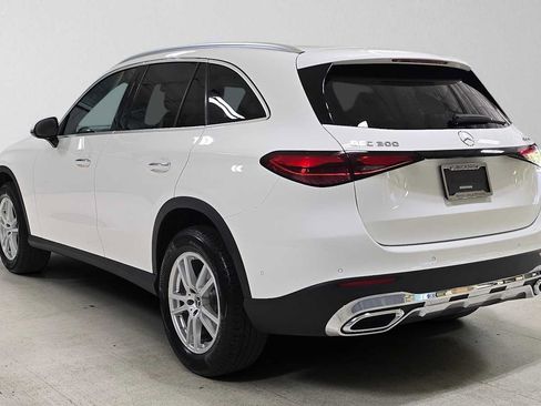 Used 2026 Mercedes-Benz GLC 300 4MATIC image 5