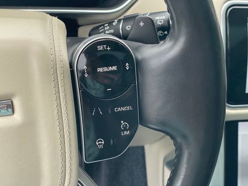 Used 2019 Land Rover Range Rover HSE AWD/4WD image 21
