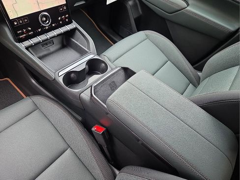 New 2026 GMC Terrain AT4 w/ Technology Package II image 25