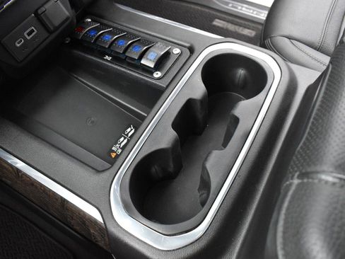 Used 2021 GMC Sierra 3500 Denali w/ Denali Ultimate Package image 30