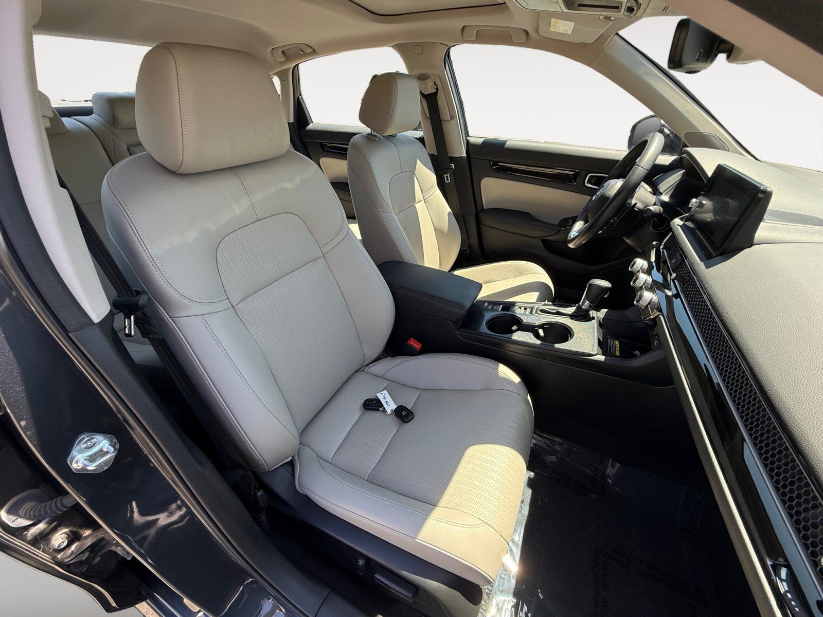 Used 2024 Honda Civic Touring image 19