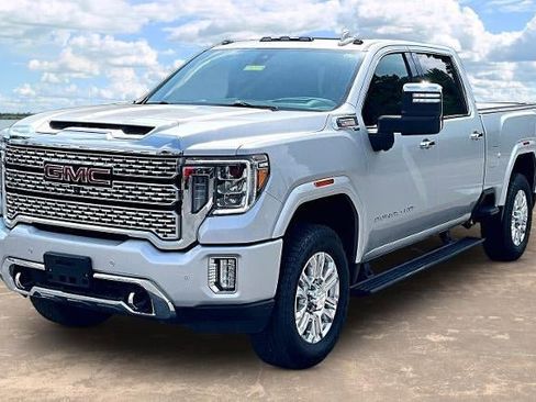 Used 2021 GMC Sierra 2500 Denali w/ Denali Ultimate Package AWD/4WD image 3