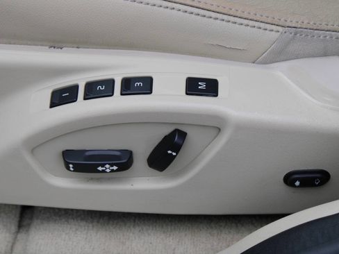 Used 2015 Volvo XC60 T5 Premier image 30