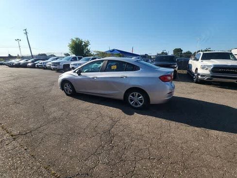 Used 2016 Chevrolet Cruze LT w/ Convenience Package FWD image 25