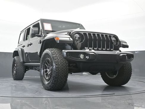 Used 2022 Jeep Wrangler Unlimited Sport w/ Xtreme Recon 35" Tire Package AWD/4WD image 64
