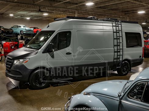 Used 2020 Mercedes-Benz Sprinter 2500 image 4
