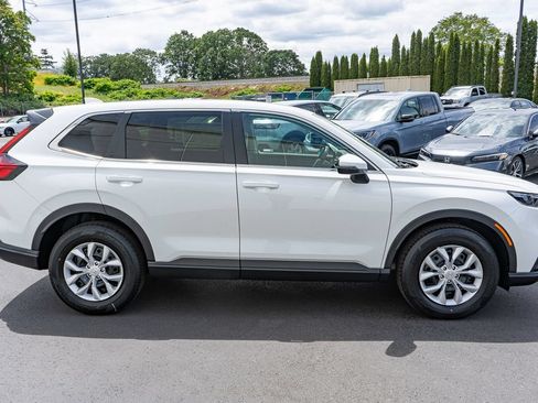 New 2026 Honda CR-V LX image 5