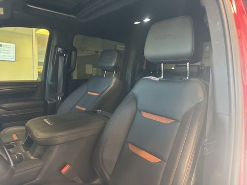 Used 2024 GMC Sierra 2500 AT4 w/ AT4 Premium Plus Package image 17