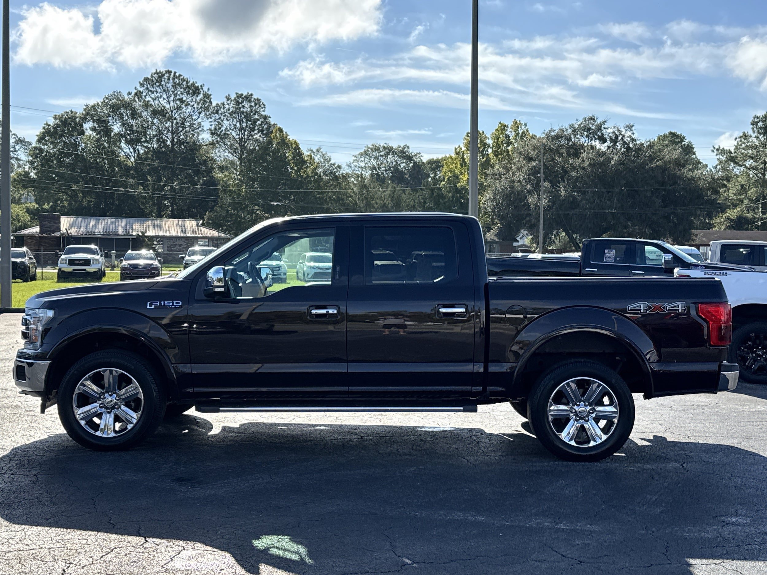 Used 2019 Ford F150 Lariat w/ Equipment Group 502A Luxury AWD/4WD image 5