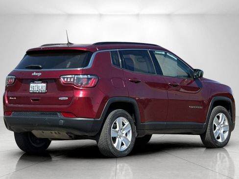 Used 2022 Jeep Compass Latitude w/ Convenience Group image 3