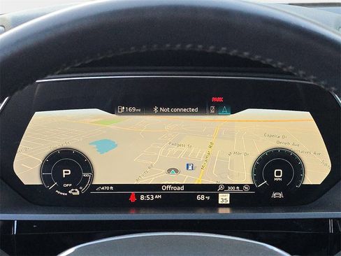 Used 2019 Audi e-tron Premium Plus image 26