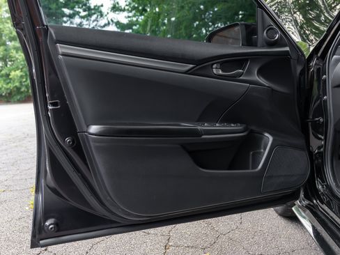 Used 2021 Honda Civic Sport image 31