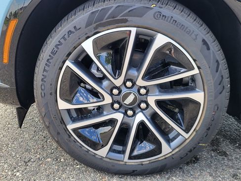 New 2025 Cadillac Optiq Sport 1 image 7