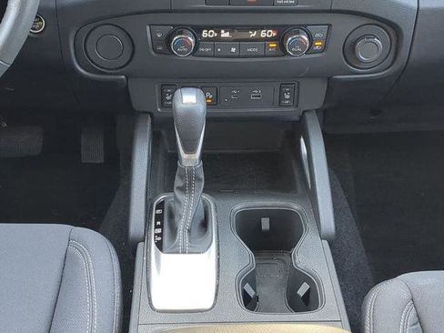 Certified 2024 Nissan Frontier SV w/ Technology Package image 17