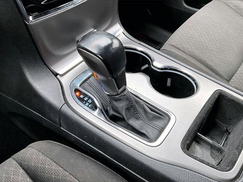 Certified 2020 Jeep Grand Cherokee Laredo image 30