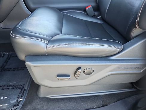 Used 2025 Ford Expedition Max Platinum w/ Driver's Package AWD/4WD image 18