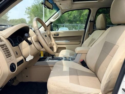 Used 2009 Ford Escape XLT FWD image 6