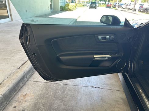 Used 2022 Ford Mustang GT Premium w/ Equipment Group 401A RWD image 41