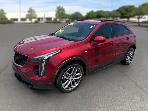Used 2020 Cadillac XT4 Sport w/ Driver Awareness Package FWD image 3