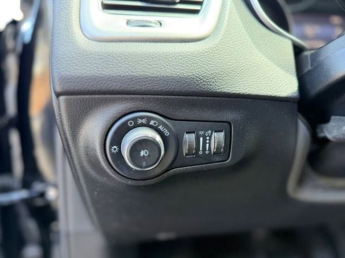 Used 2021 Jeep Compass Latitude w/ Convenience Group AWD/4WD image 21