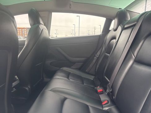 Used 2019 Tesla Model 3 Standard Range Plus image 19