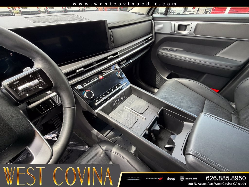 Used 2025 Hyundai Santa Fe SEL AWD/4WD image 22