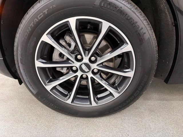 Used 2024 Cadillac XT4 Sport AWD/4WD image 30